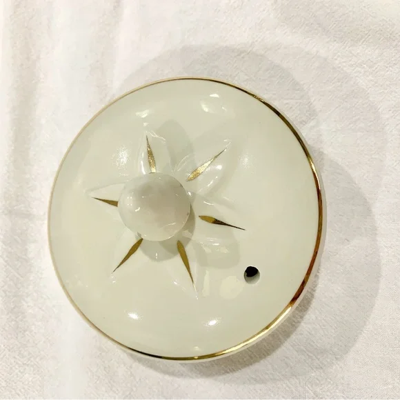 Vintage Hall’s Superior Autumn Leaf 8 Cup Coffee Pot & Lid - Picture 13 of 16